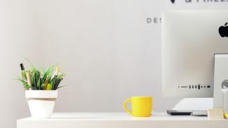 Desk&Plant